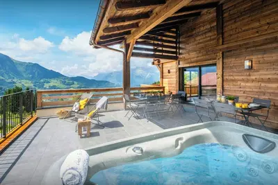 Image de Chalet Paralpin - séjour en montagne avec panorama et spa - Ovo Network