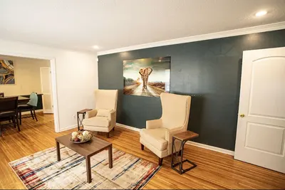 Image de The Retreat ~ 5 Mins to Graceland!