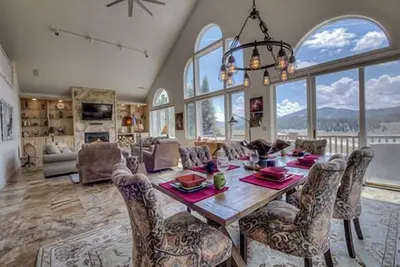 Image de Mountains on the Lake – Mountain & Lake Views with Beautiful Patio! Close to Downtown Dillon