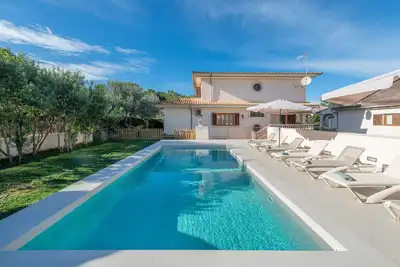 Image de Calma - Beautiful house with private pool near the sea. Free Wifi.