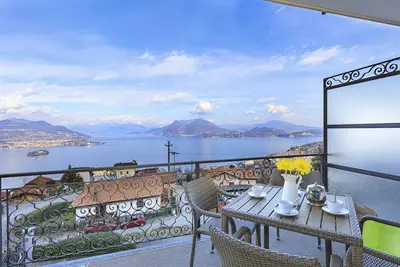 Image de Lake View, Luxury Apartment in Someraro, Stresa - Apartment West