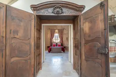 Image de Loft dans une église du 13ème siècle au coeur d'Avignon