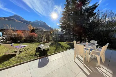 Duplex 4p 90m², 3 Sdb, jardin/terrasse sud, parking privé - Briançon