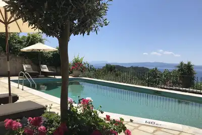 Image de Karavotsakisma Studio & Villa accommodation with Pool