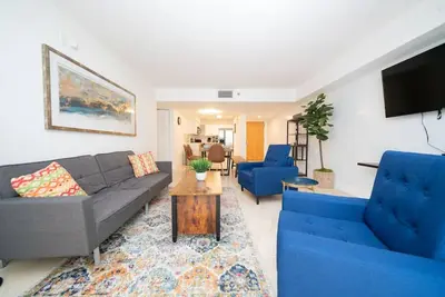 Image de 2br Heart of Brickell W/ Pool, Hot Tub, and Gym!