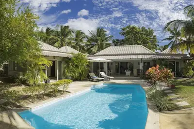 Image de Superbe Villa de 3 chambres, 205 m2, piscine | Ménage et cuisine | Plage à 200 m