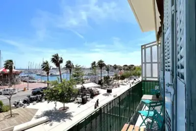 Image de Appartement 3 chambres, port Bandol, clim, wifi