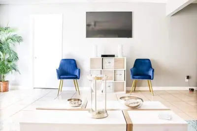 Modern Style Minimalistic Home!