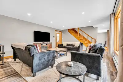Image de Newly Renovated | Sunday River | Hot Tub