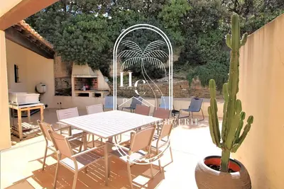 Image de Villa l'Arbanaise vue mer/piscine presqu'Ile Giens