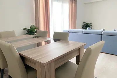 Image de Enjoy a warm luxurious place.