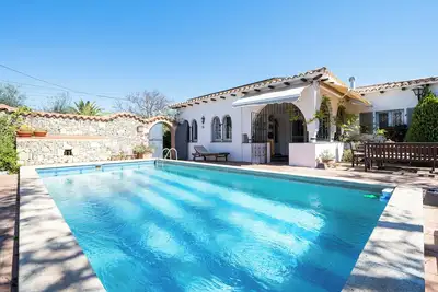 Image de Villa \"Miro\" avec piscine privée, terrasses privées et Wi-Fi