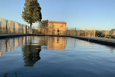 Image de Appartement T2 neuf dans château avec piscine et jardin