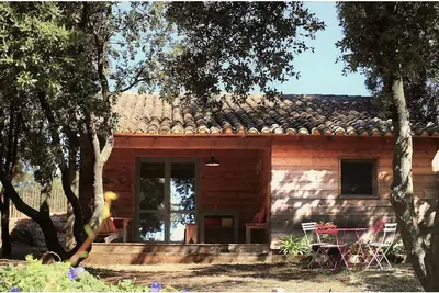 Image de Gîte Les cabanes de Carelle \"L'Orée du Bois\"