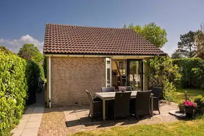Holiday home Roosje Egmond aan den Hoef