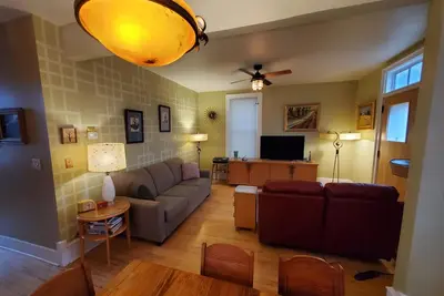 Image de Walker's Point House Near Downtown Milwaukee