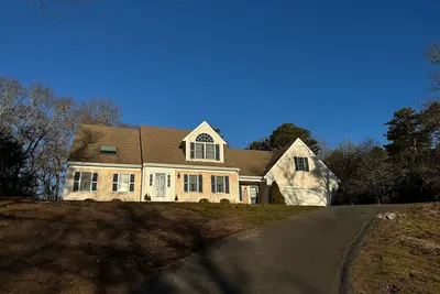 Image de Bring the whole family to this great place with lots of room for fun.