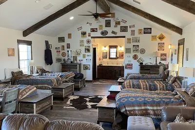 Image de Bunkhouse in Texas ranch country