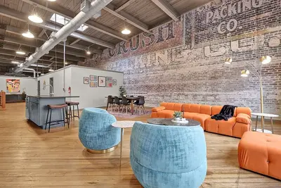 Image de Penthouse Loft Downtown City View!