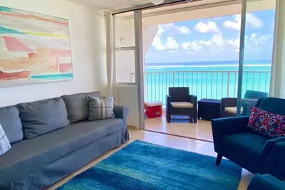 Image de Beachfront 2b/2b Isla Verde  Walk 2 Eat  Parking