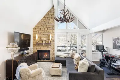 Image de Stunning Aspen Mountain 3 Bedroom Condo