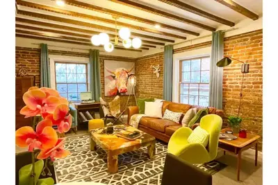 Image de Steer on Dock Wilmington Private Mansion Apartment