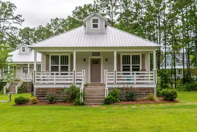 Image de Escape from the daily grind to the Black Duck!