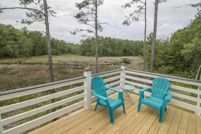 Image de Reelin In The Years is the Perfect blend of rustic charm and modern amenities!