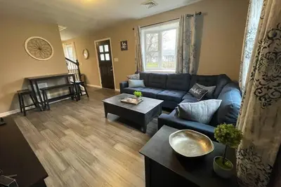 Image de Tranquil Schenectady Getaway: 3br Stylish Retreat