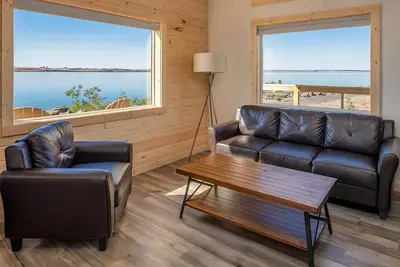 Image de Fantastic Stay on Columbia River! Spacious Cabin w/ Free Parking, Breakfast
