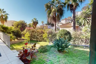 Image de Confort 2 pièces avec terrasse et jardin à Menton
