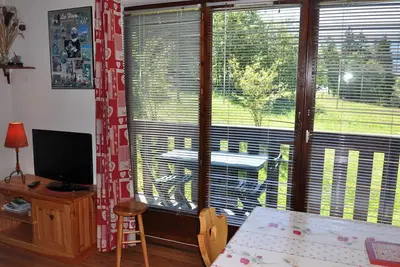 Image de Charmant 2 pièces calme avec balcon, proche pistes!