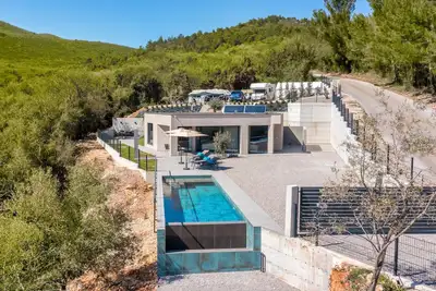 Image de Superbe maison à Labin avec WiFi