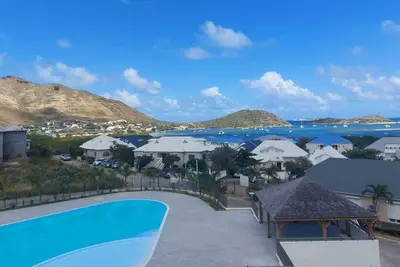 Image de Pinel Sublime appartement en résidence Vue Mer