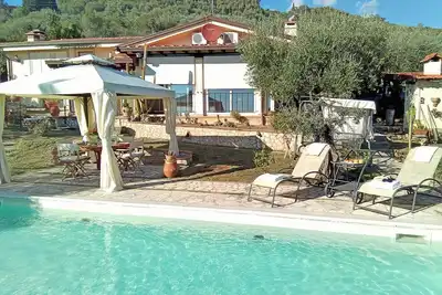 Image de Superbe villa à Bargecchia, A/C, Piscine, barbecue, vue sur la côte, Wi-Fi