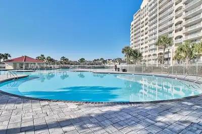 Image de 401 North Tower - Barefoot Resort Rentals