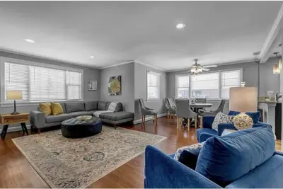 Image de Meticulous Main St Ranch 3 Bd Lux Apt Front Unit