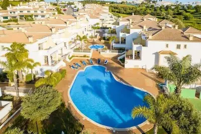 Image de Apartment Esta - Tennis court and pool