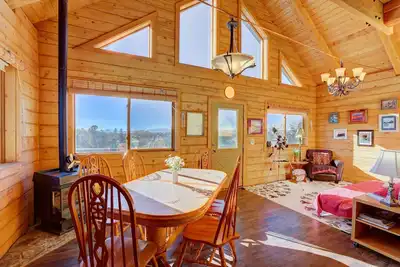 Image de Pet-Friendly Mountain Cabin with Stunning Stargazing Views