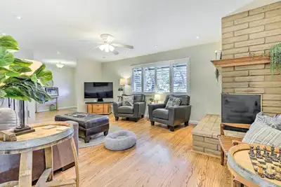 Image de Modern Home in Napa Area w/ Hot Tub & Game Room!