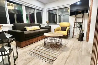 Image de Charming, Cozy in the heart of Miami~Near Airport, Brickell, Us1 and the Gables