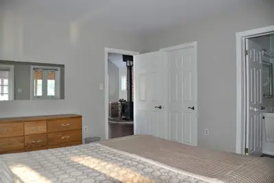 Image de Cheerful 3Bed Muskoka Lakeside Cottage