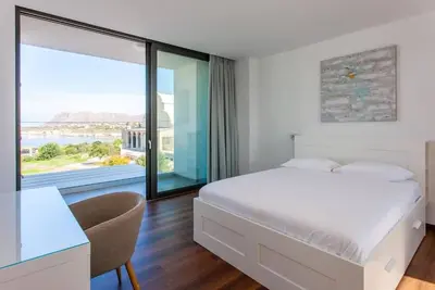 Villa Valentina W/Seaside View︱Your Minimal Haven