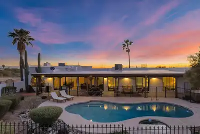 Image de Private Villa with 5 acres of peace!