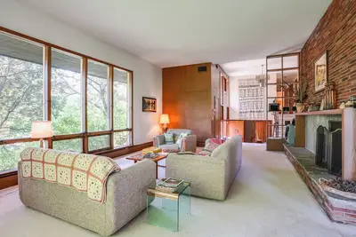 Image de 15 Mi to Downtown Minneapolis: Retreat on 5 Acres