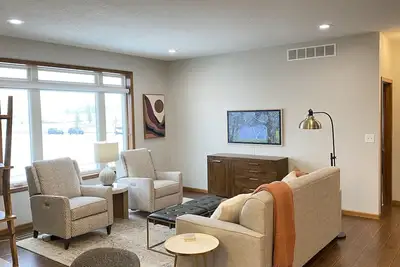 Image de Brand New Luxury Home 4bed/3bath