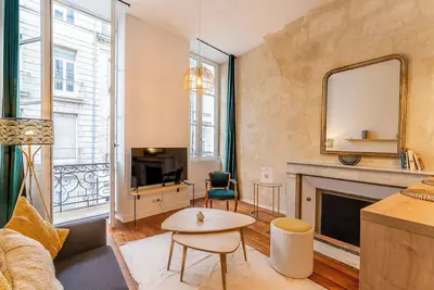 Image de Charmant et rayonnant appartement de 55 m² situé dans le coeur de Bordeaux
