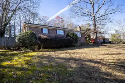 Image de Newly Renovated Home 3 Miles from Death Valley!