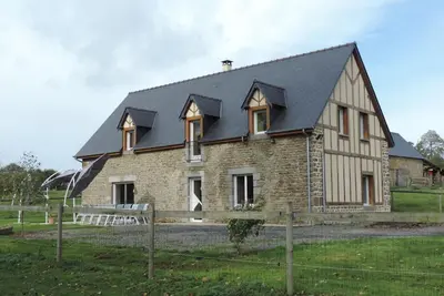 Image de Maison traditionnelle restaurée - Animaux acceptés, Wifi, Jardin clos