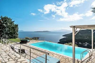 Image de Villa 'Villa Skorpios' avec vue sur la mer, Wi-Fi et climatisation.